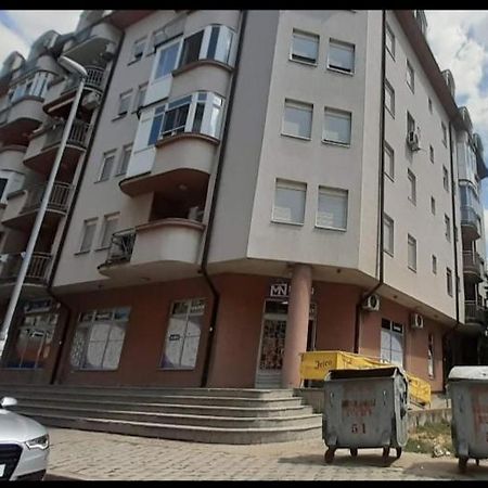 Cozy Studio Apartment At Center Of Bijeljina Exterior photo